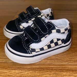 Toddler Sneakers size 4